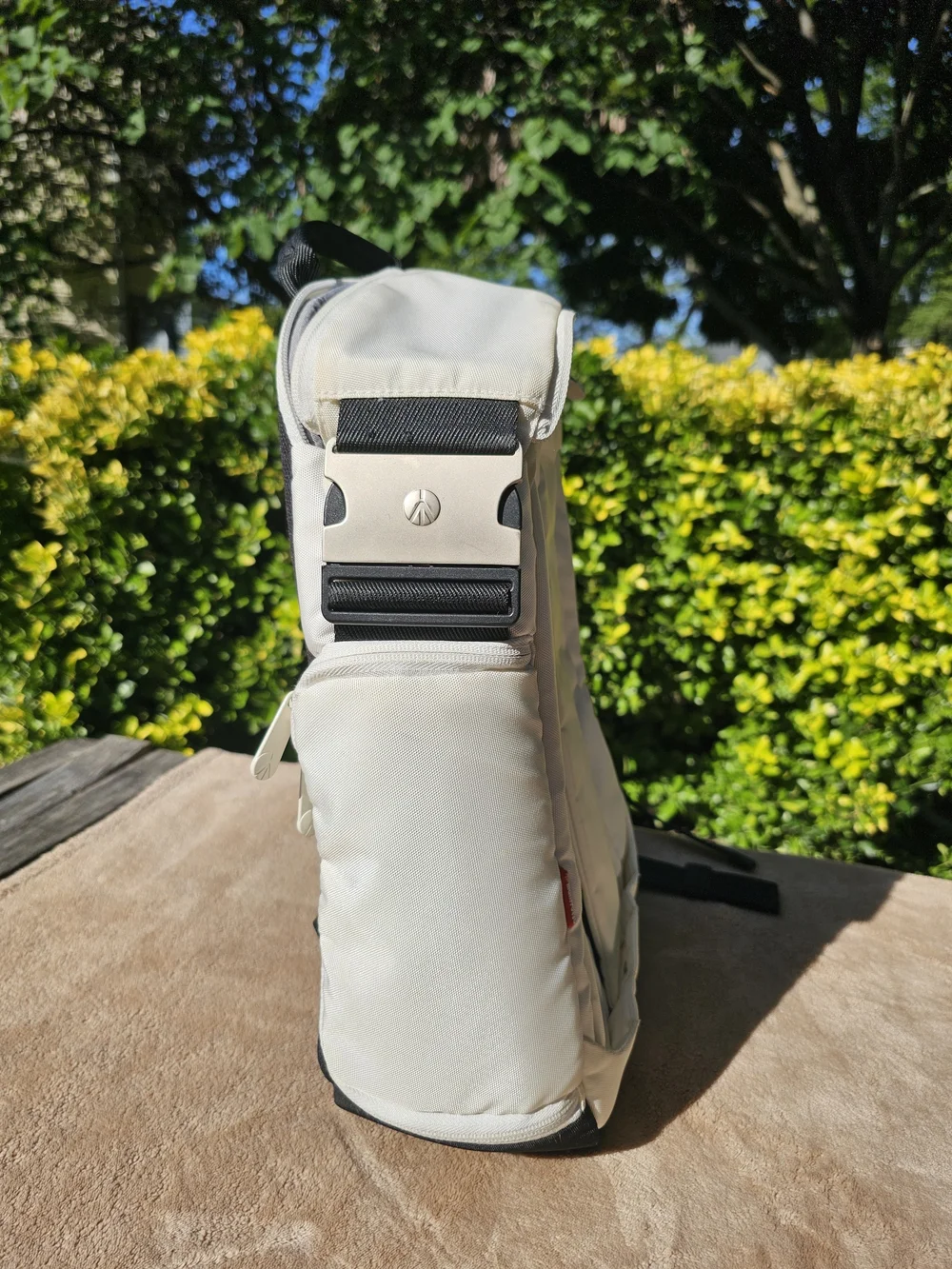 Manfrotto stylish cream